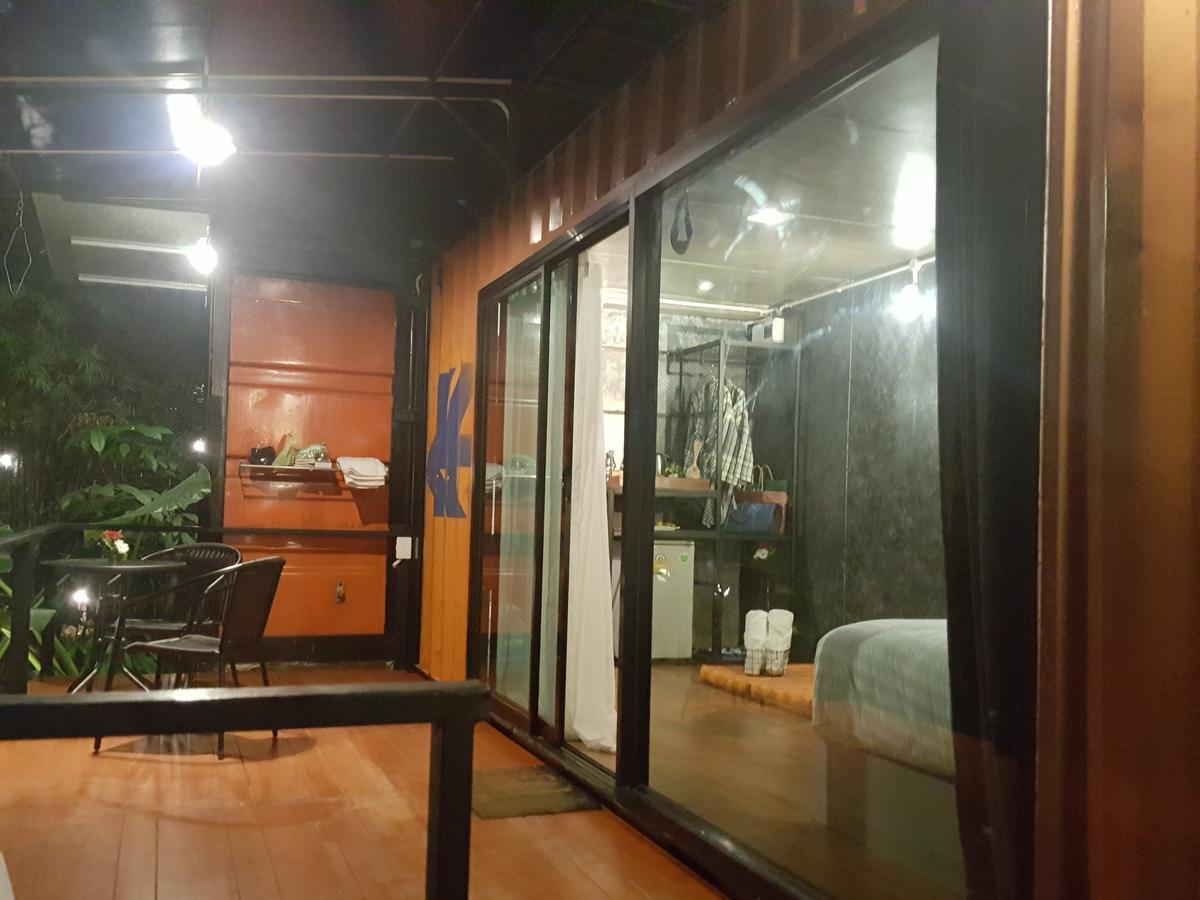 Hug Rimtharn Hotel Ban Khao Klom Exterior photo