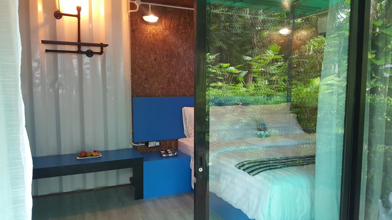 Hug Rimtharn Hotel Ban Khao Klom Exterior photo