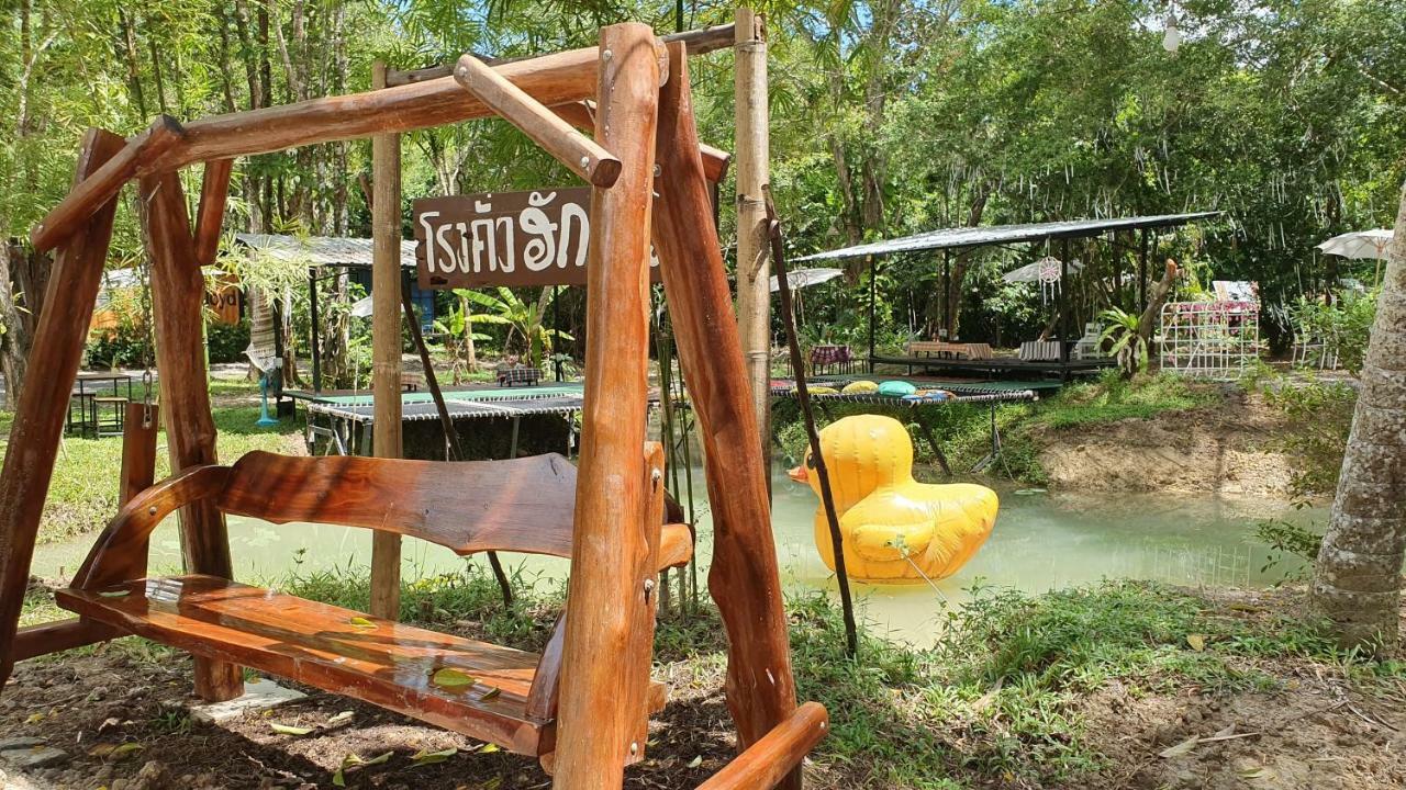 Hug Rimtharn Hotel Ban Khao Klom Exterior photo